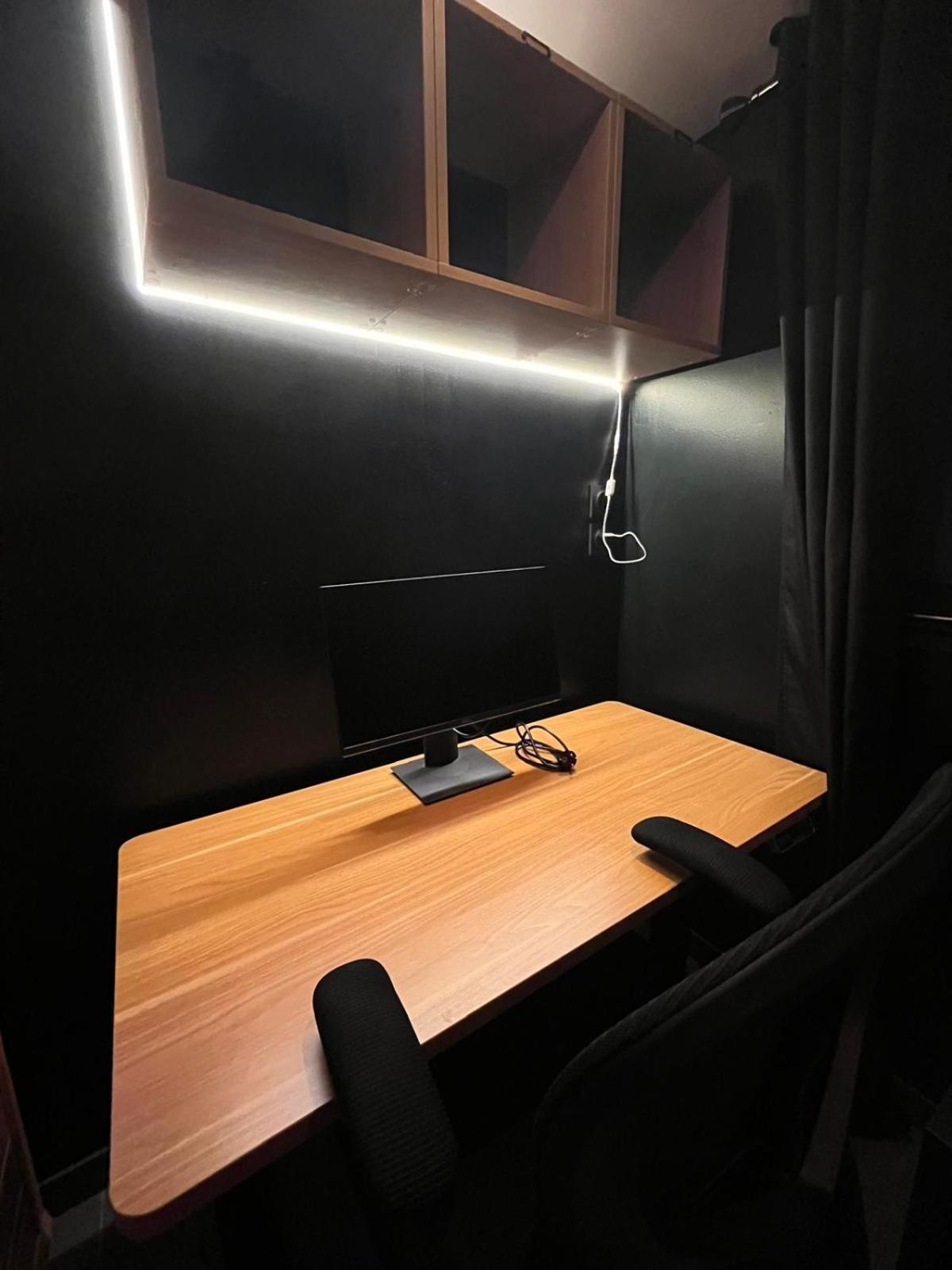 Suite Avec Sauna 36M² Niort Exteriör bild