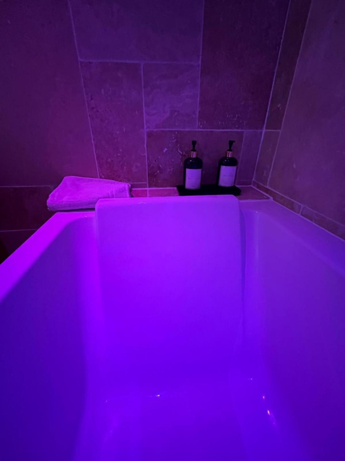 Suite Avec Sauna 36M² Niort Exteriör bild