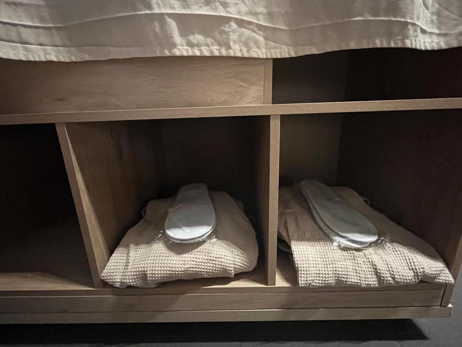Suite Avec Sauna 36M² Niort Exteriör bild